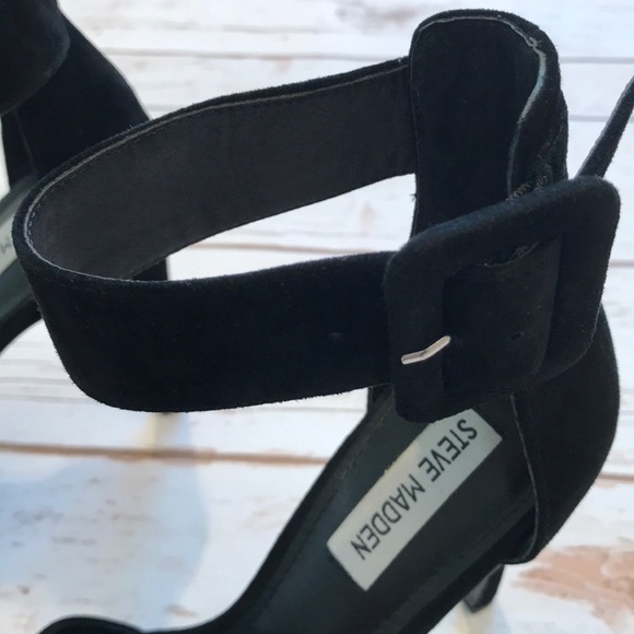 Beautiful black 4 1/2 inch heels with platform toe - Picture 8 of 8